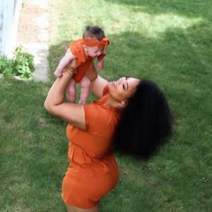 Meet your Posher, Chanel